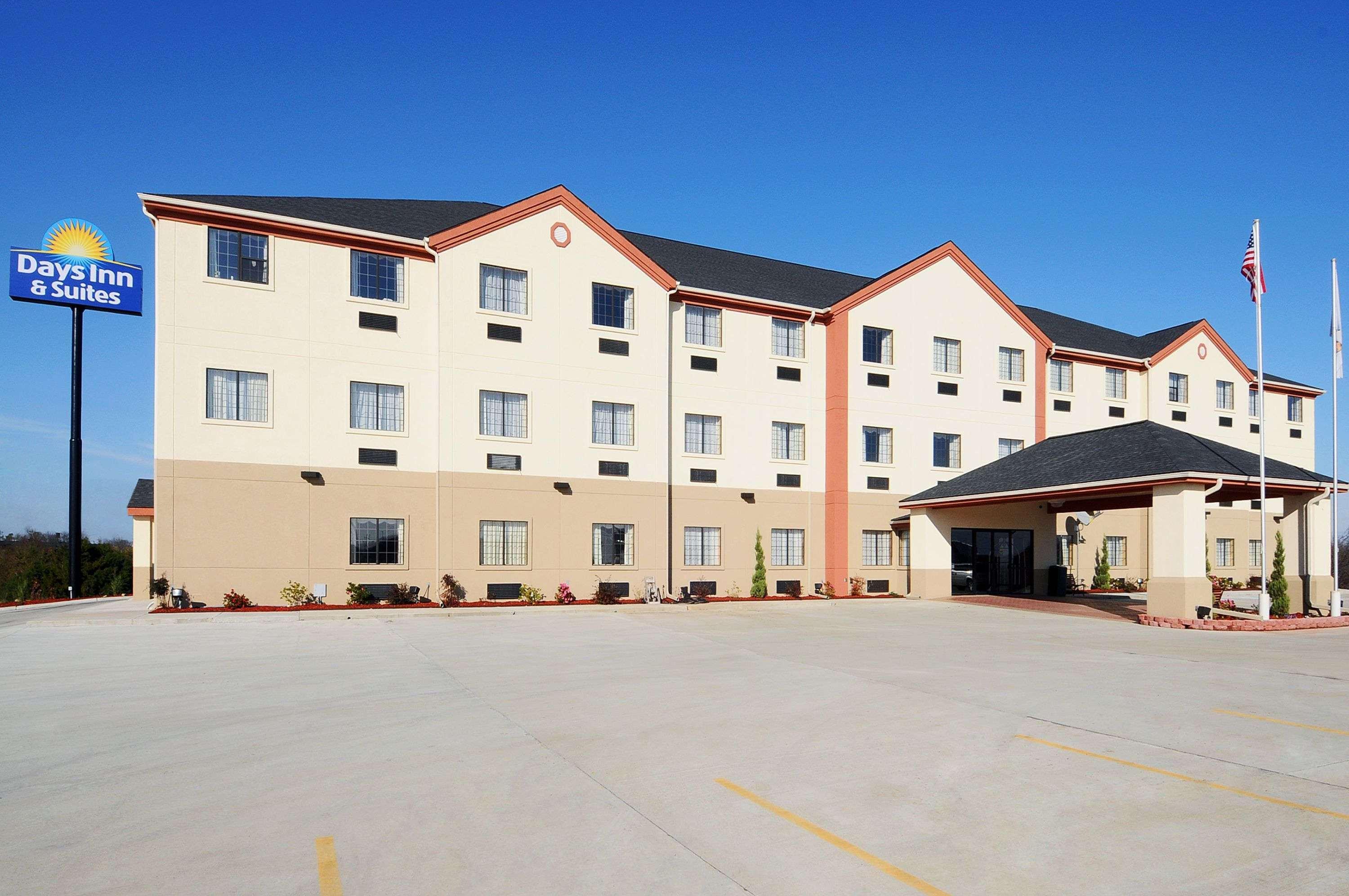 Quality Inn & Suites Mcalester Zewnętrze zdjęcie